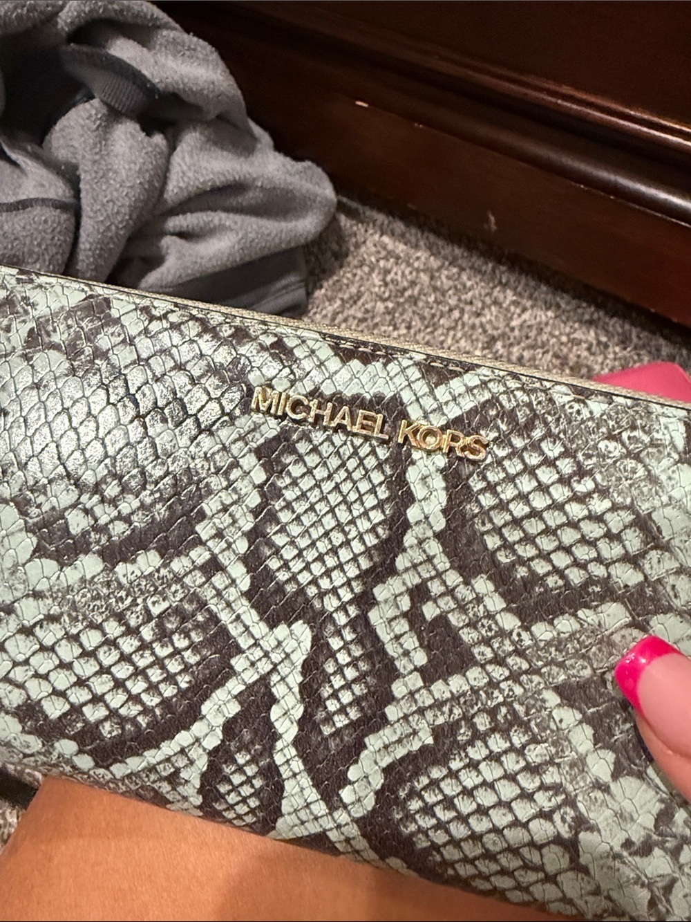 Michael Kors Mint Snake-Print Zip Wallet clutch gold accents MK designer - Picture 3 of 9